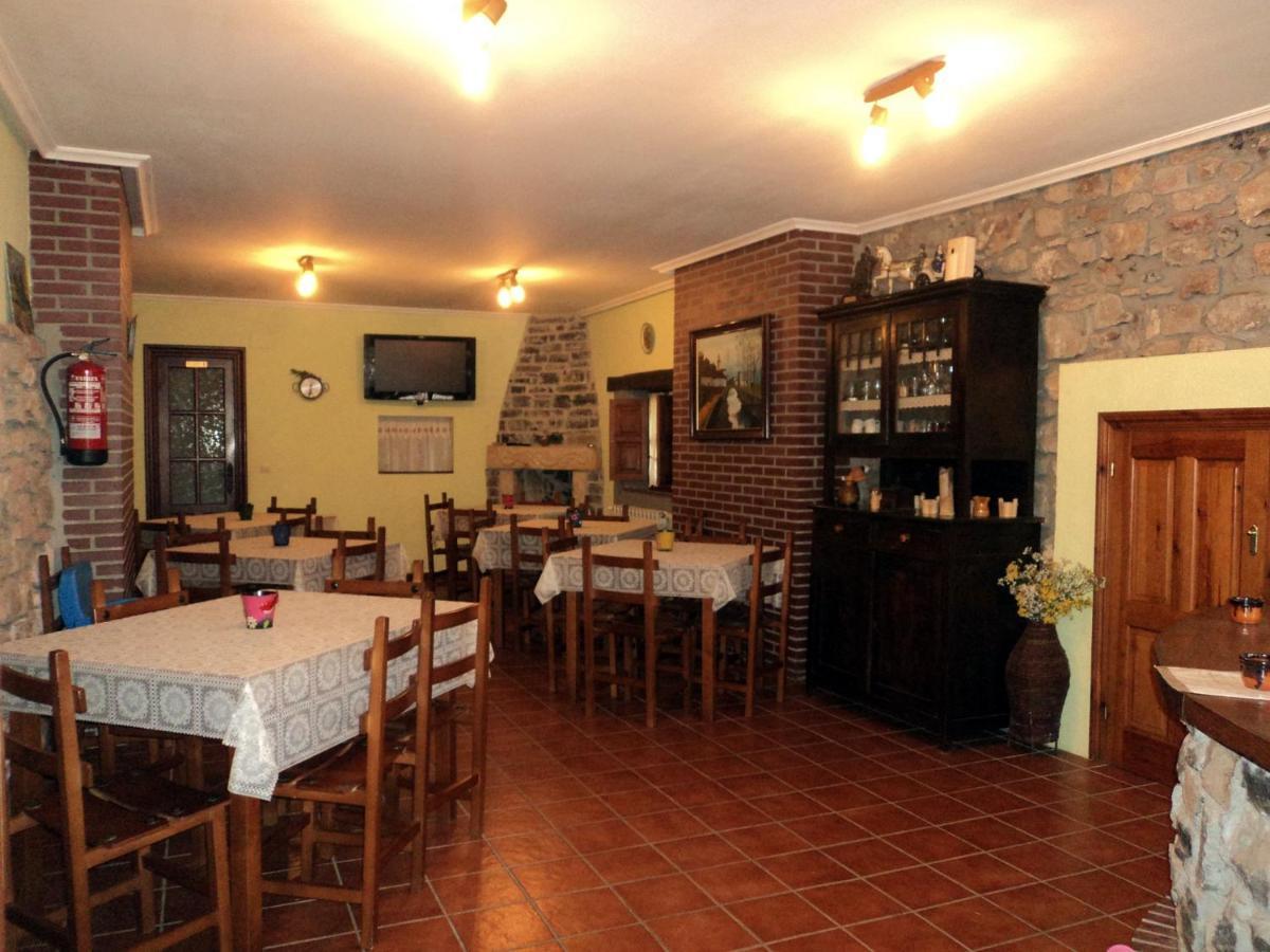 Hotel Rural La Casona Del Fraile Colunga Exterior photo